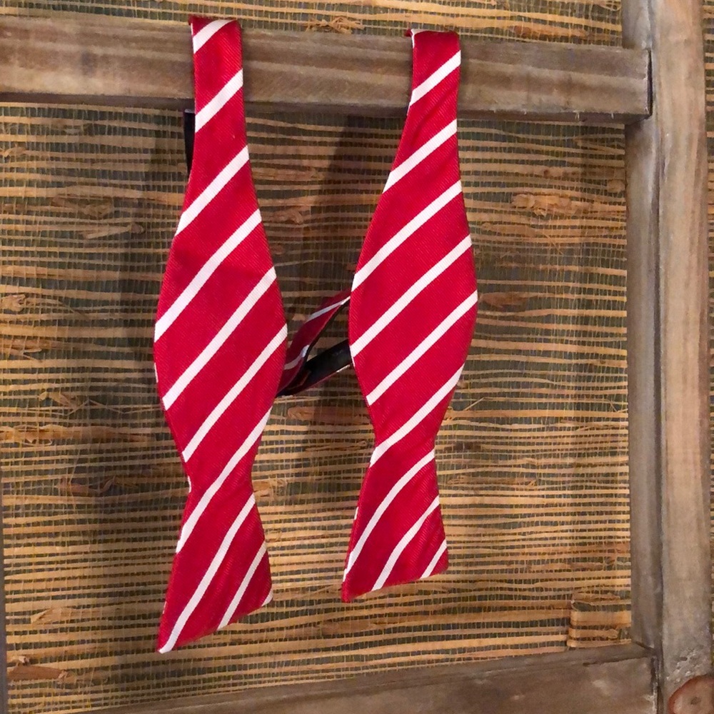 Saddlebred Silk Bow Tie